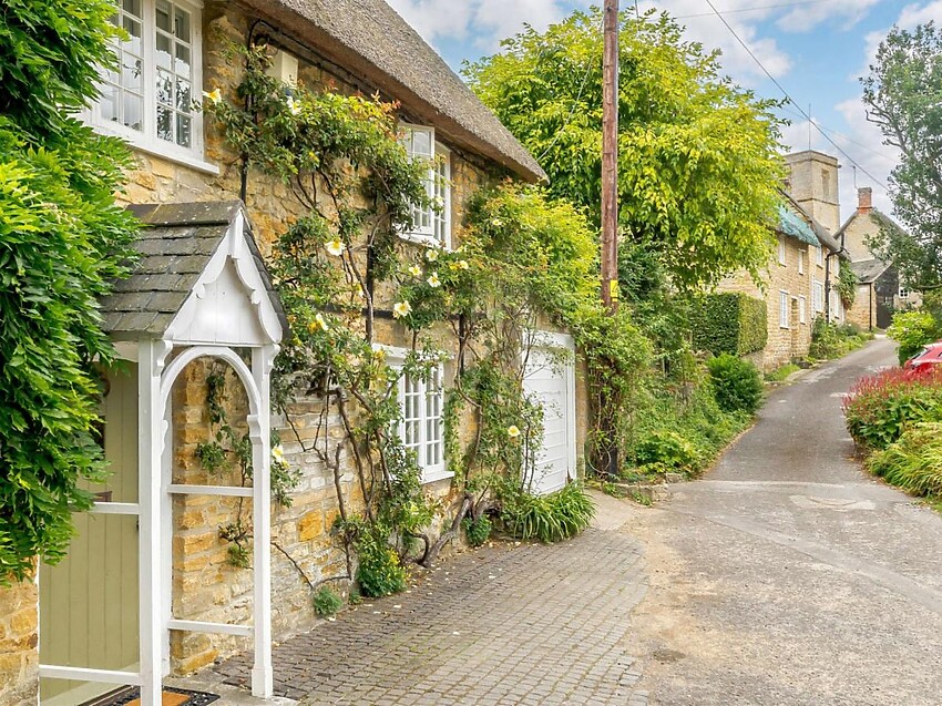 Riverside Cottage - South Perrott