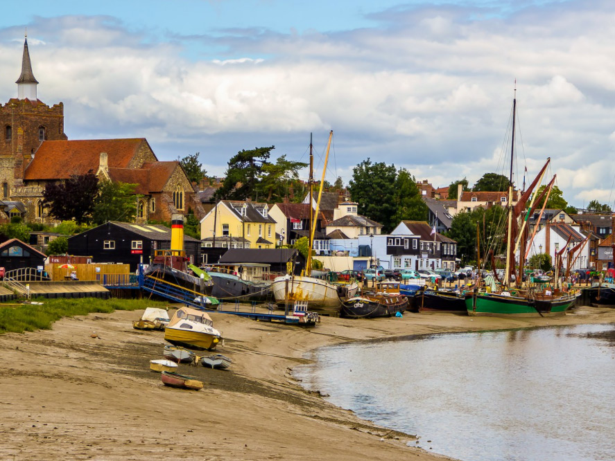 Hot Tub Cottages in Essex to Rent