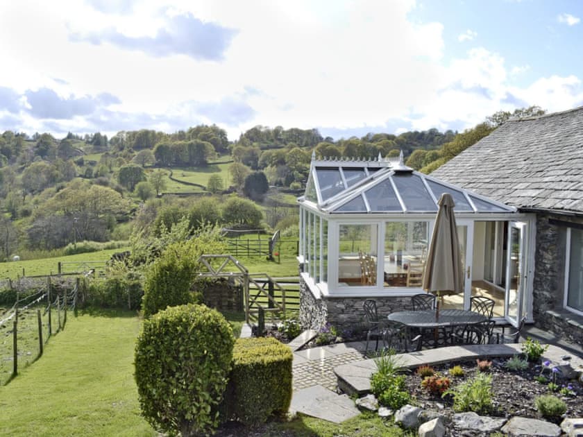 Dog Friendly Lake District Cottages With Hot Tubs