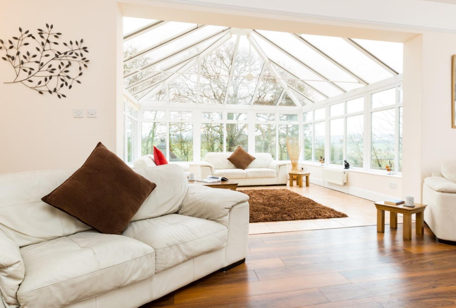 Conservatory at a 7-bedroom hot tub house in Bideford