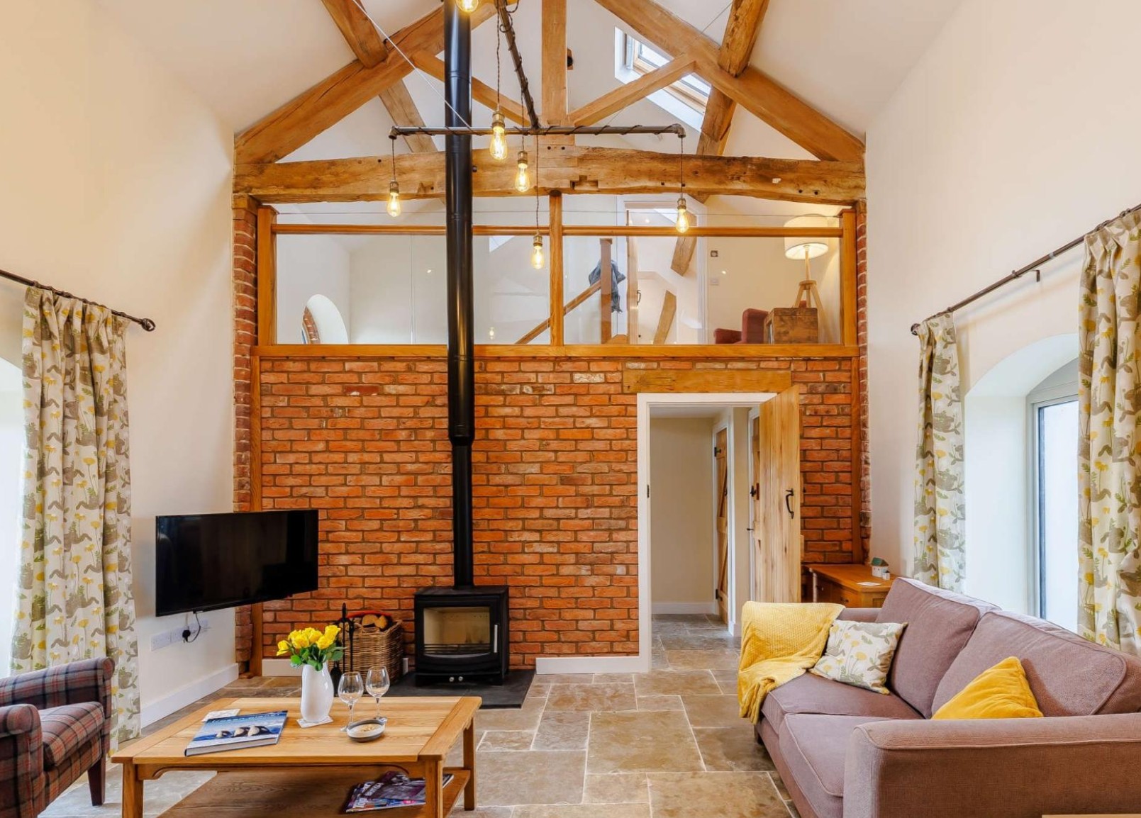Interior of a 3-bedroom hot tub barn in Coton
